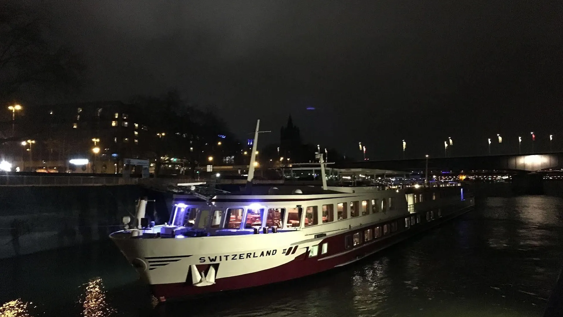 ホテル Knm Ms Switzerland II - ケルン